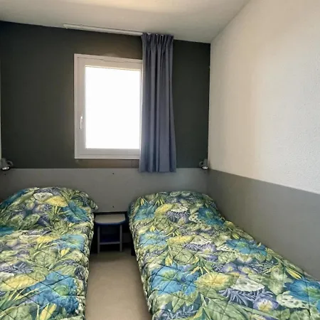 Apartment 2 Avec Piscine Et Terrasse, A 50m De La - Fr-1-748-9 *