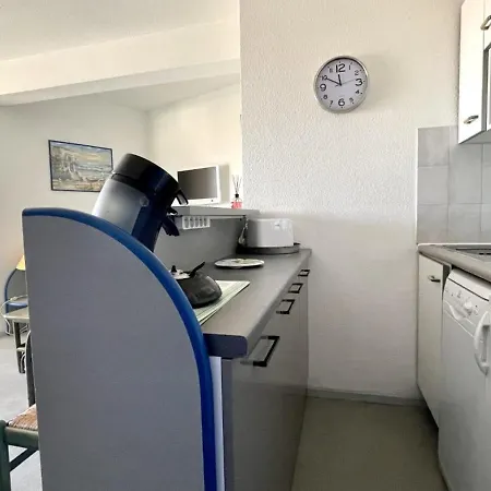 2 Avec Piscine Et Terrasse, A 50m De La - Fr-1-748-9 Apartment