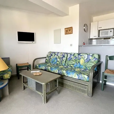 2 Avec Piscine Et Terrasse, A 50m De La - Fr-1-748-9